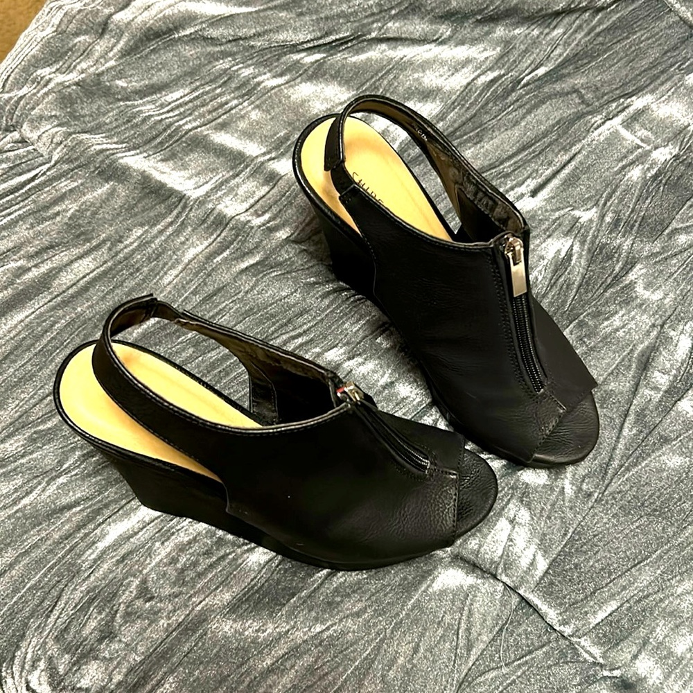 8.5 wedge, peep toe heel